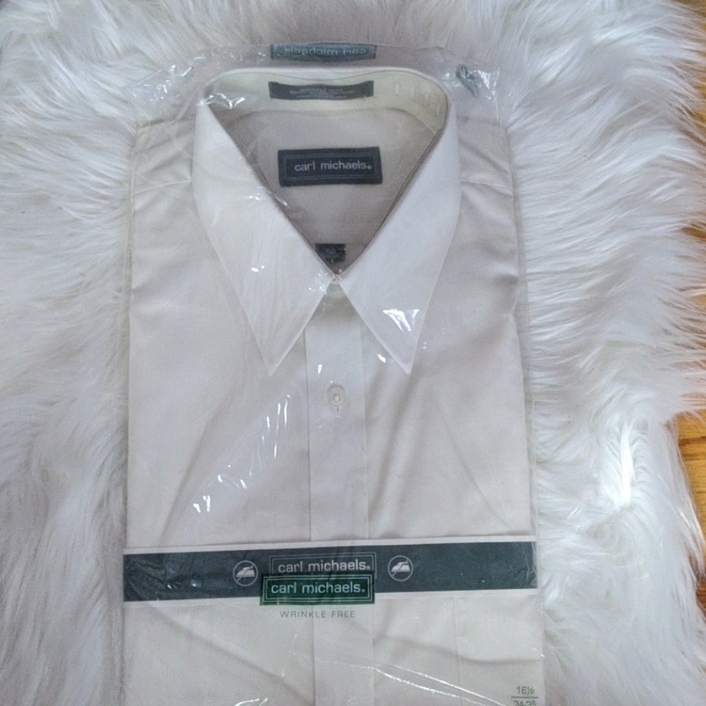 NWT White Carl Michaels Button Down